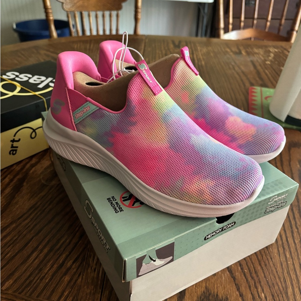 Skechers Pink Slip-On NTW